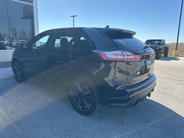 Used 2019 Ford Edge ST w/ Equipment Group 401A AWD/4WD image 5