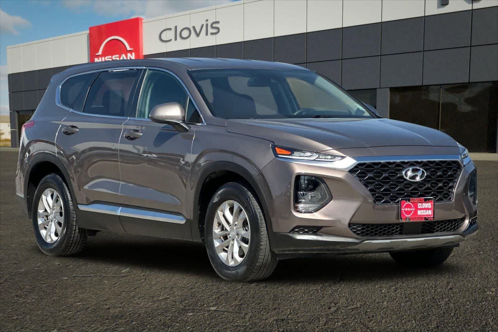 Used 2019 Hyundai Santa Fe SE FWD image 10