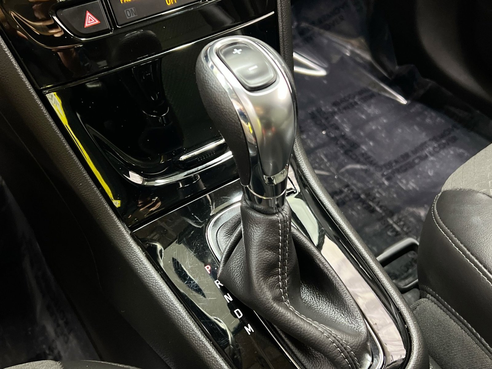 Used 2020 Buick Encore Preferred w/ Safety Package image 25