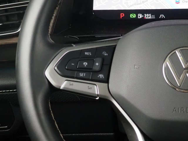 Used 2025 Volkswagen Atlas SEL AWD/4WD image 20
