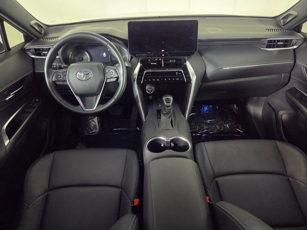 Used 2024 Toyota Venza XLE AWD/4WD image 28