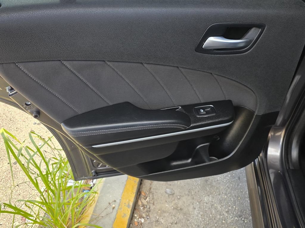 Used 2023 Dodge Charger R/T RWD image 38
