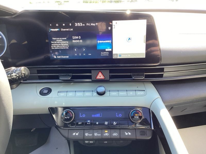 New 2025 Hyundai Elantra Limited image 32