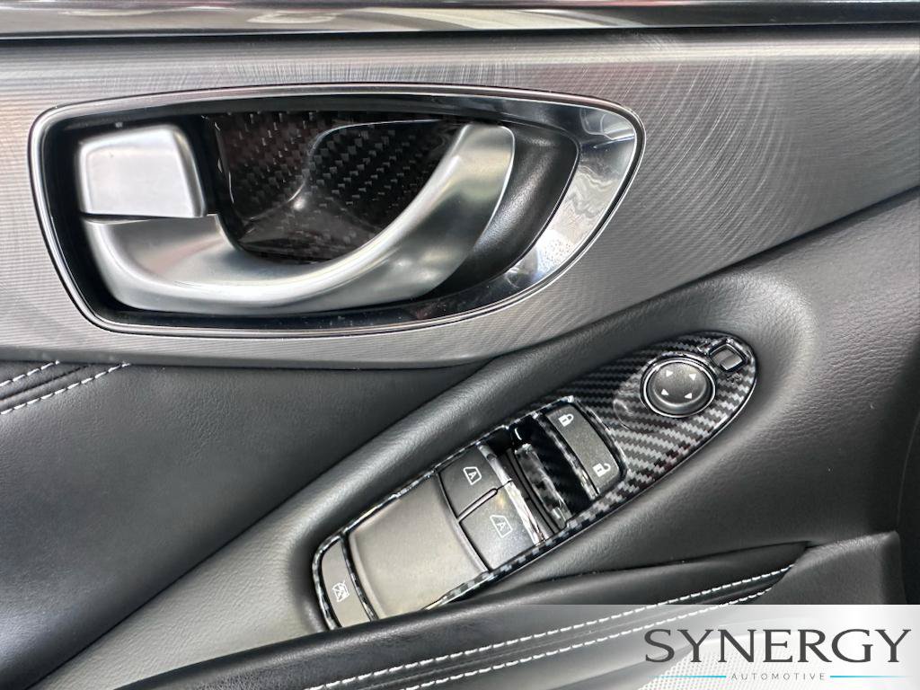 Used 2019 INFINITI Q60 3.0t Luxe RWD image 16