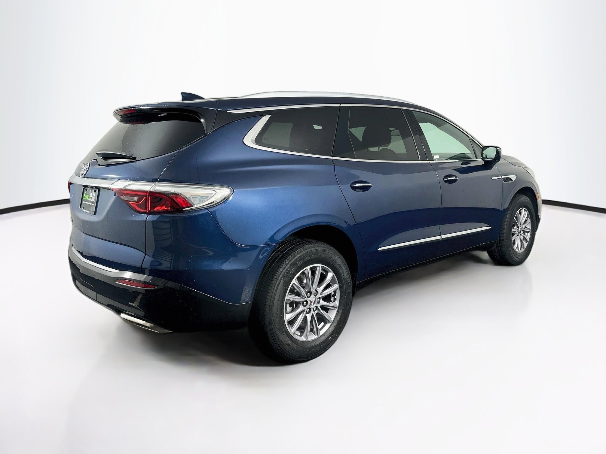 Used 2023 Buick Enclave Essence w/ Trailering Package, 5000 lbs. FWD image 9
