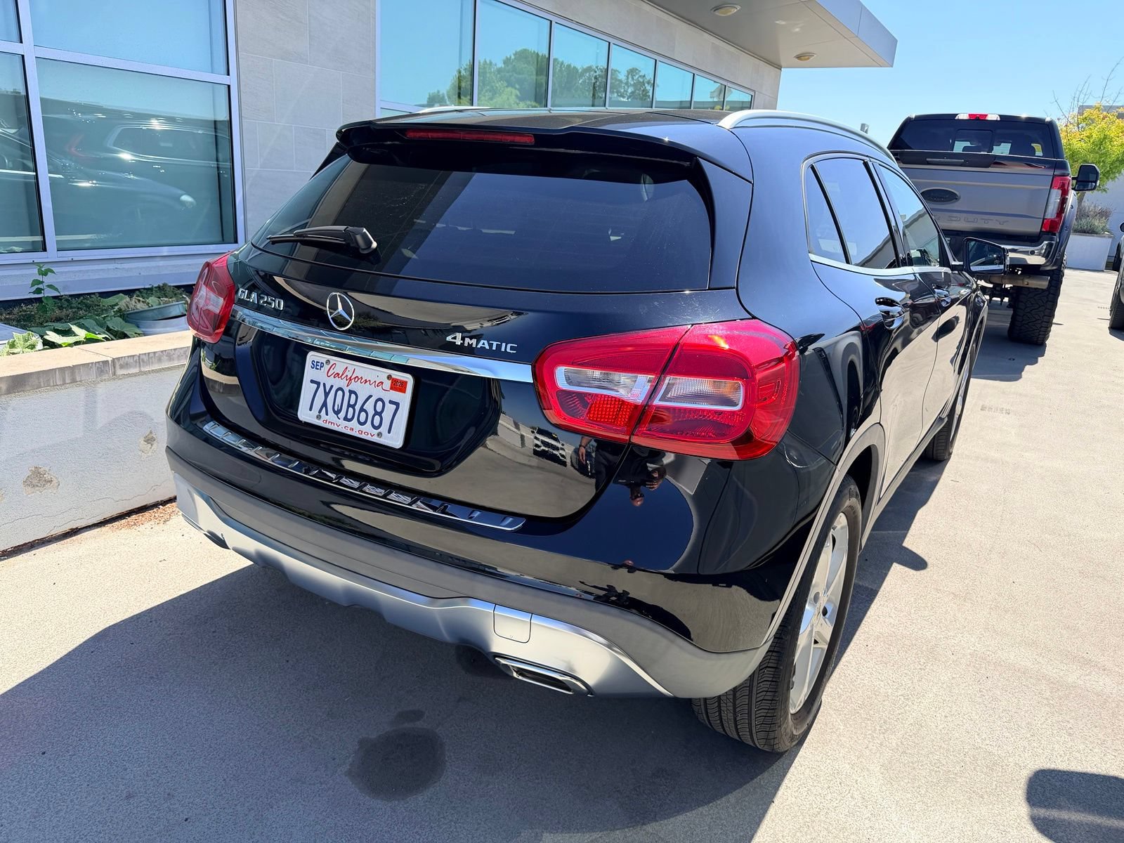 Used 2018 Mercedes-Benz GLA 250 4MATIC image 3