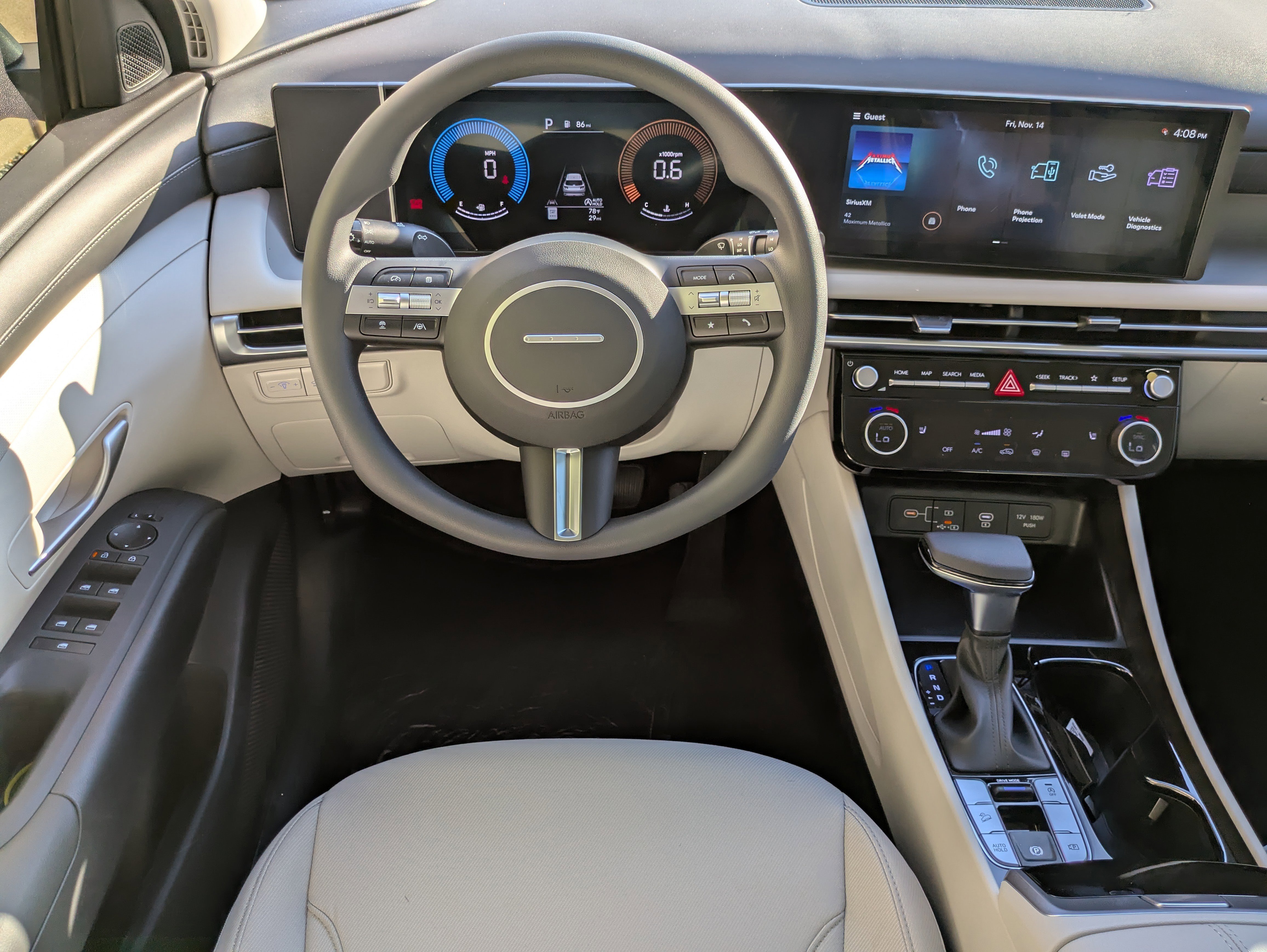 New 2026 Hyundai Tucson SEL image 18