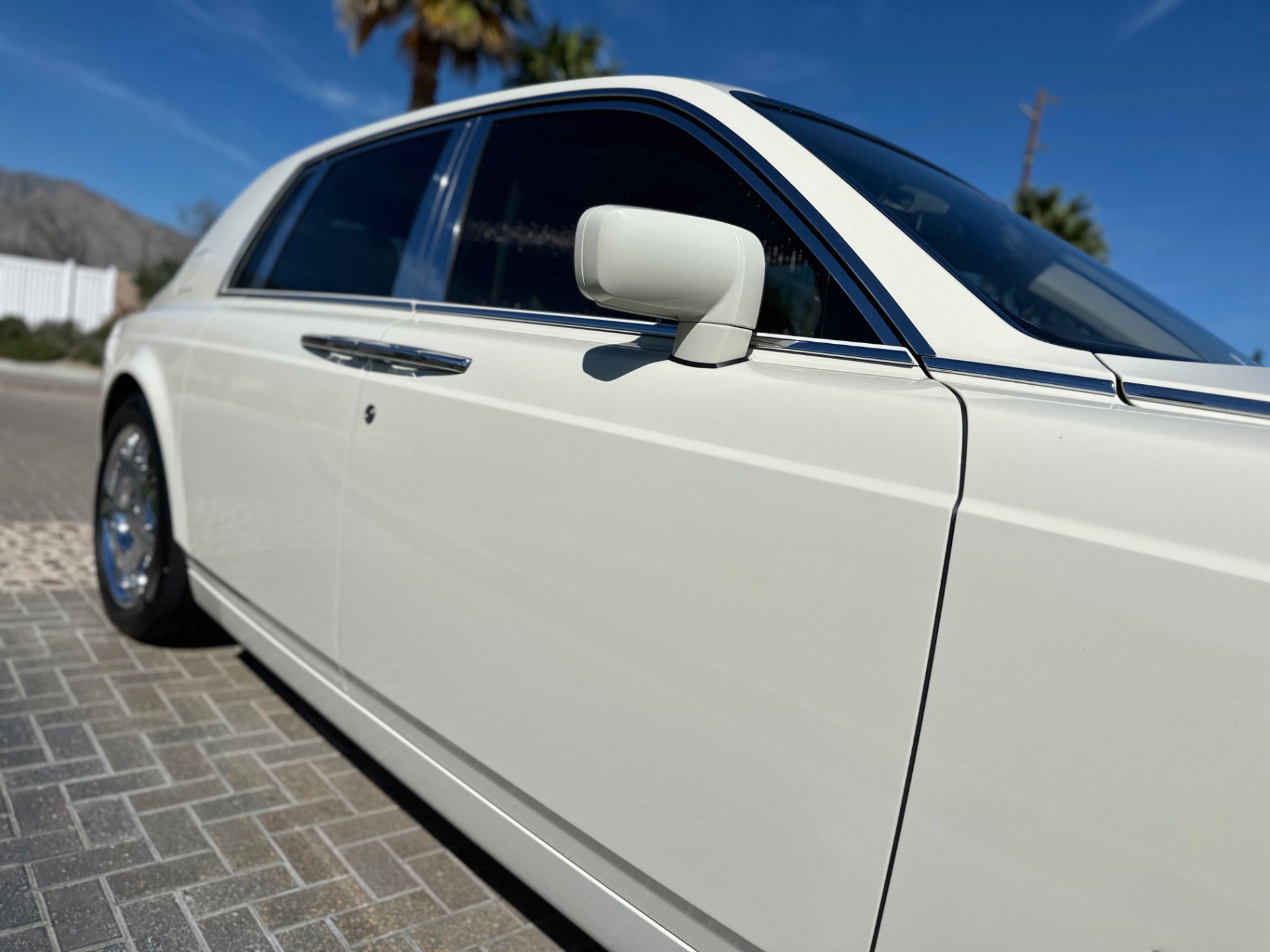 Used 2007 Rolls-Royce Phantom Sedan RWD image 12