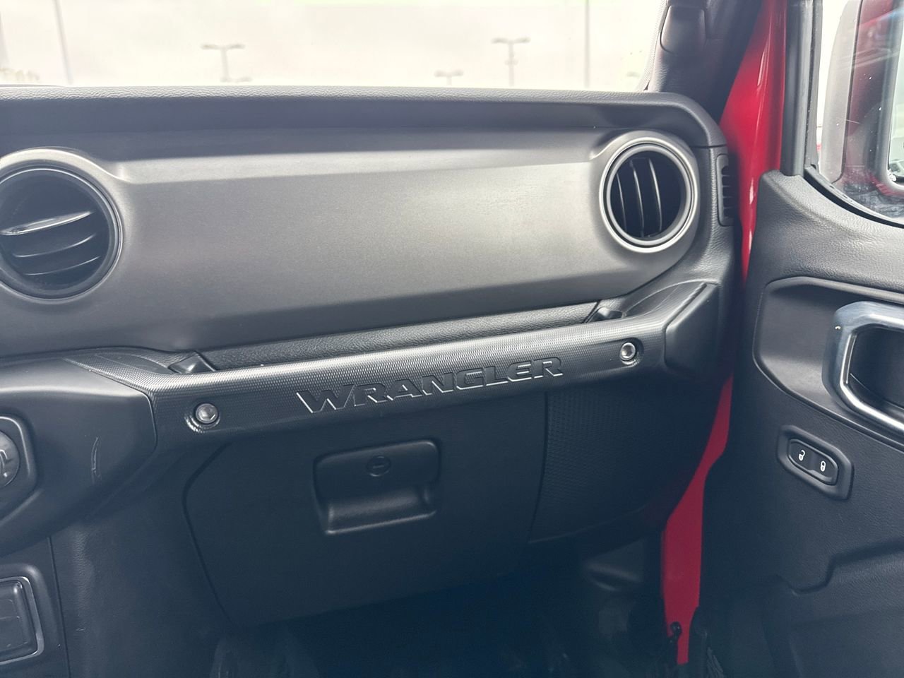 Used 2023 Jeep Wrangler Willys image 30