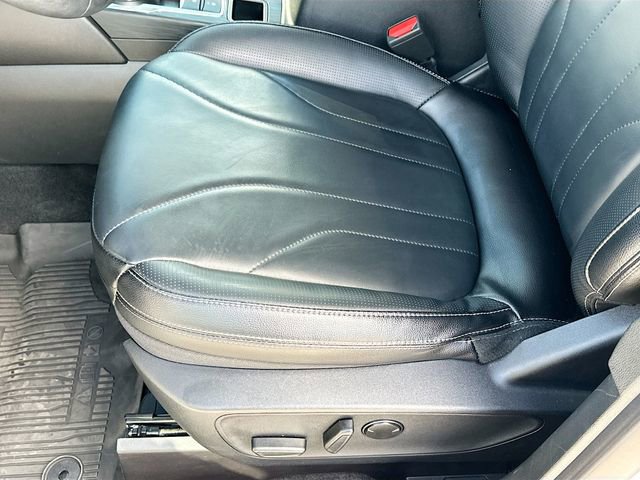 Used 2025 Ford Escape SE w/ PHEV Premium Package image 20