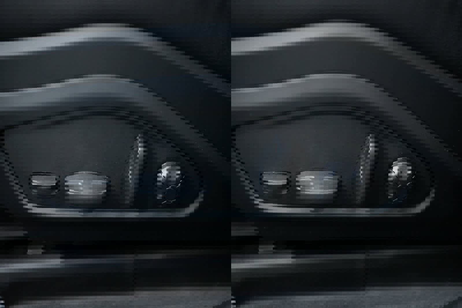 Used 2023 Porsche Panamera Platinum Edition image 17