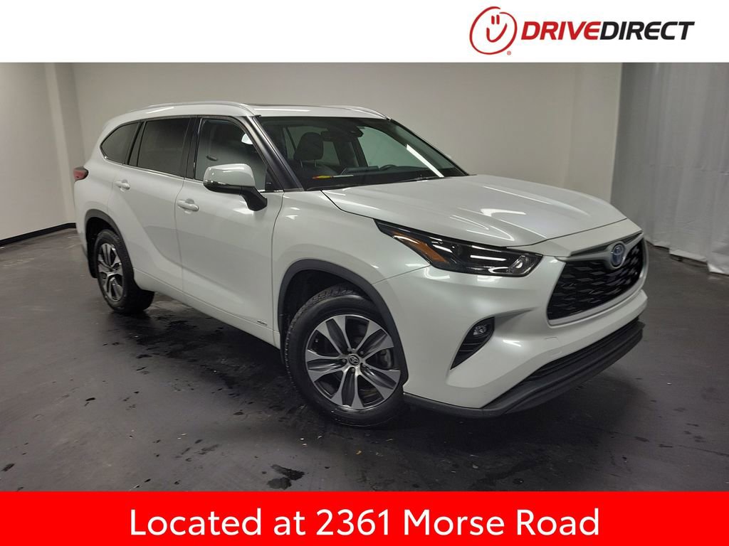 Used 2022 Toyota Highlander XLE