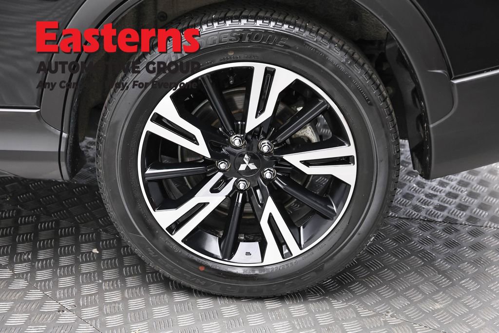 Used 2024 Mitsubishi Eclipse Cross SEL AWD/4WD image 8