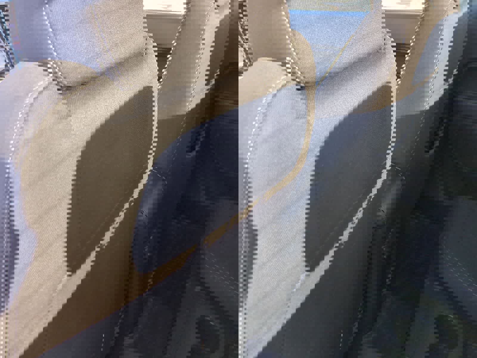 Used 2015 GMC Canyon SLE image 18