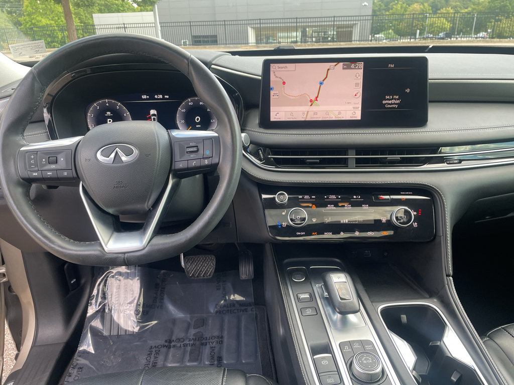 Used 2023 INFINITI QX60 Luxe w/ Cargo Package AWD/4WD image 17