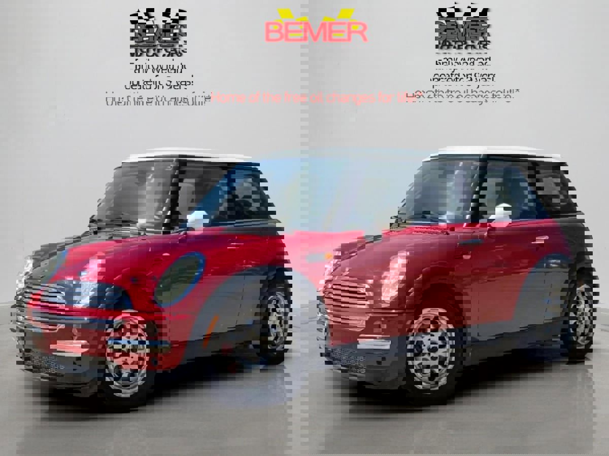 Used 2003 MINI Cooper Hardtop image 1