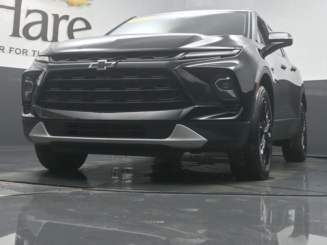 Used 2024 Chevrolet Blazer LT w/ LPO, Black Grille Bar Package image 56