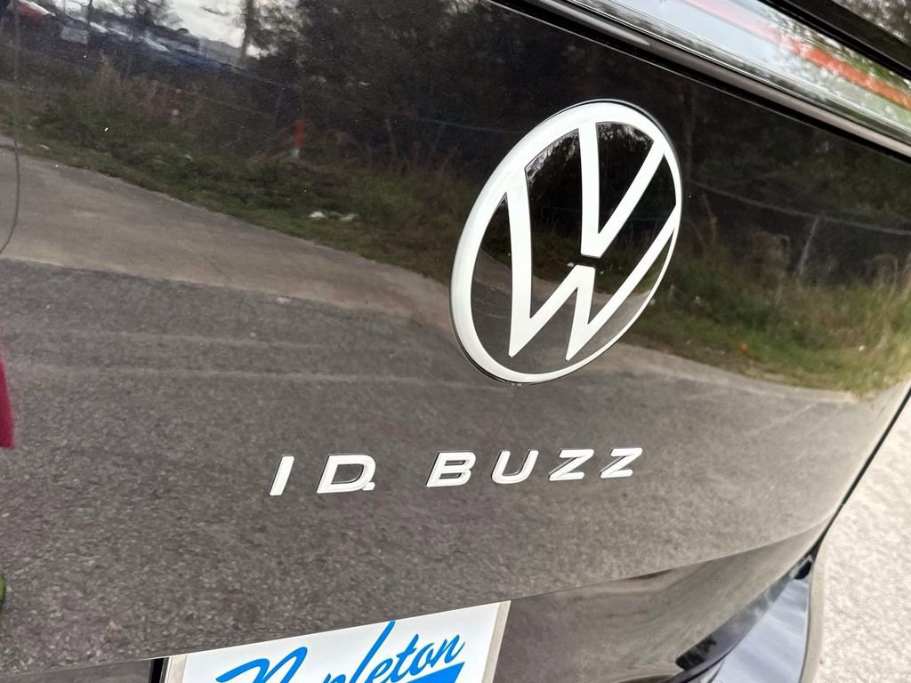 New 2025 Volkswagen ID. Buzz Pro S image 6