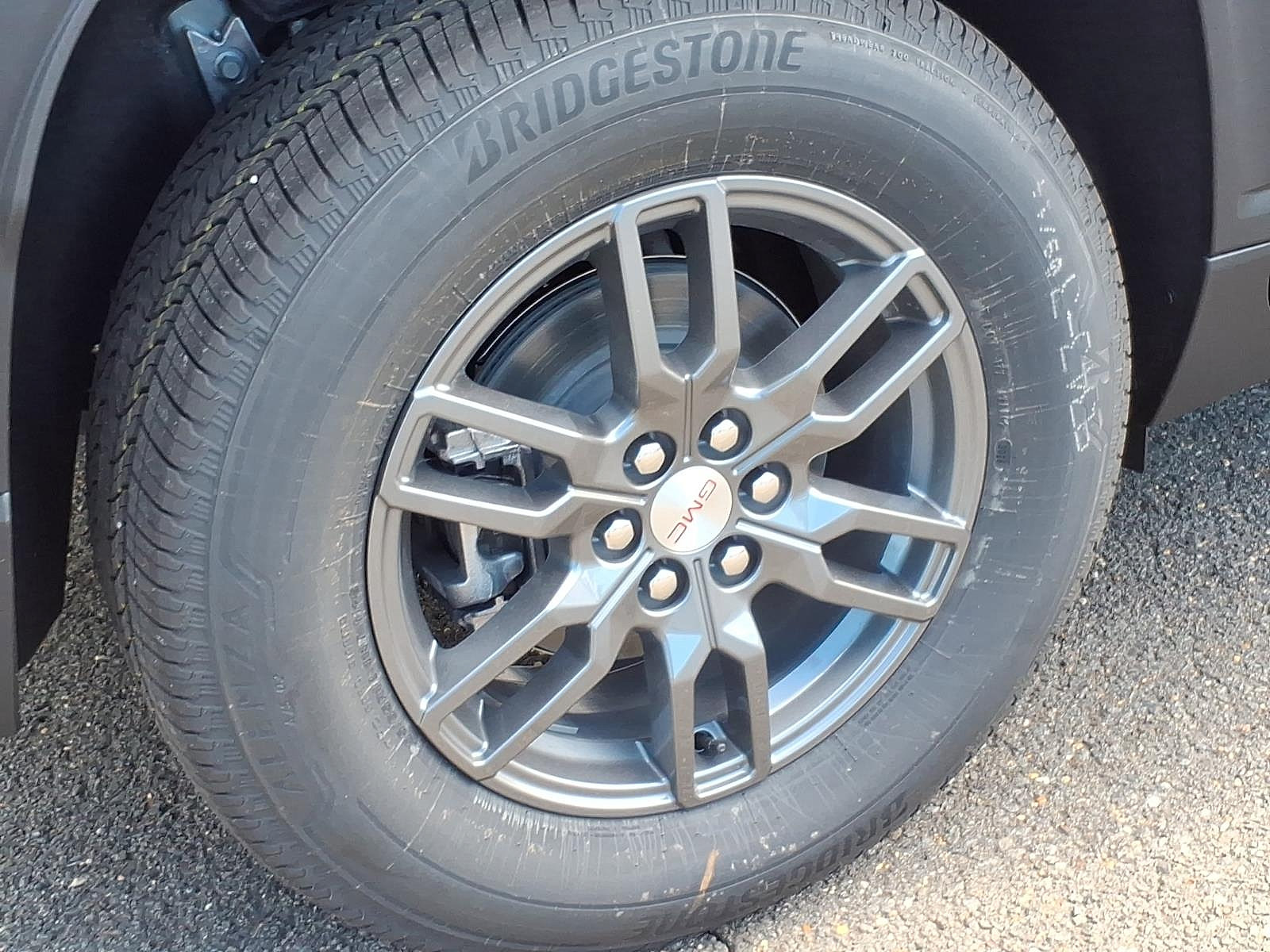 New 2027 GMC Acadia Elevation w/ LPO, Floor Liner Package AWD/4WD image 7