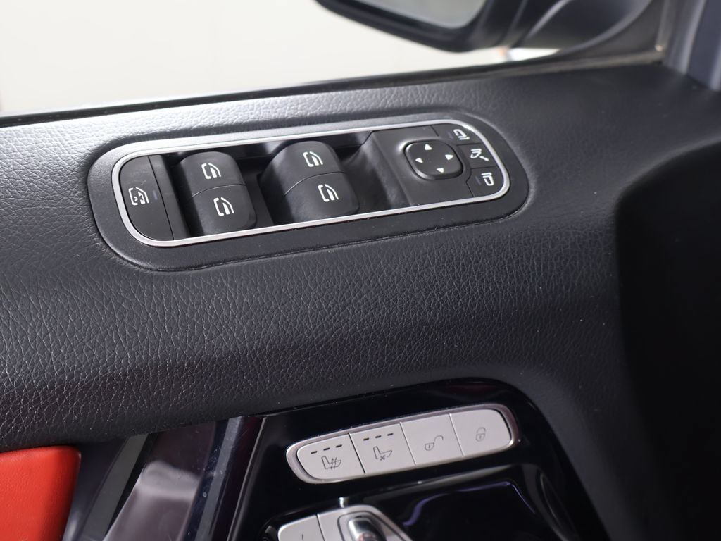 Used 2020 Mercedes-Benz G 63 AMG 4MATIC w/ Seat Comfort Package image 41