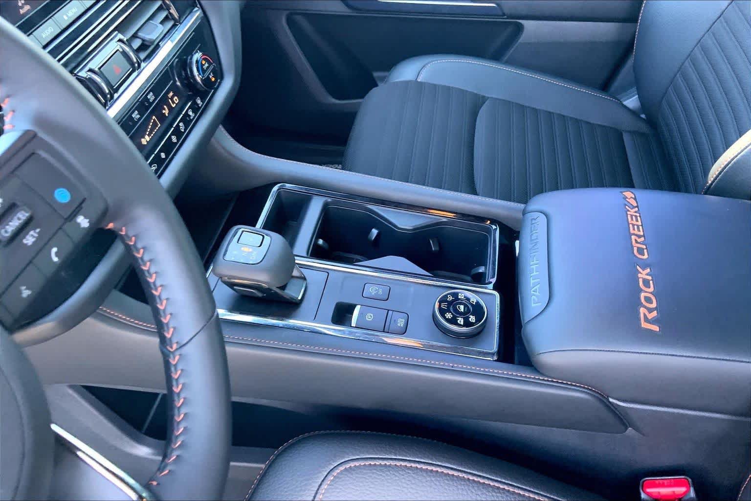 Used 2025 Nissan Pathfinder Rock Creek AWD/4WD image 17