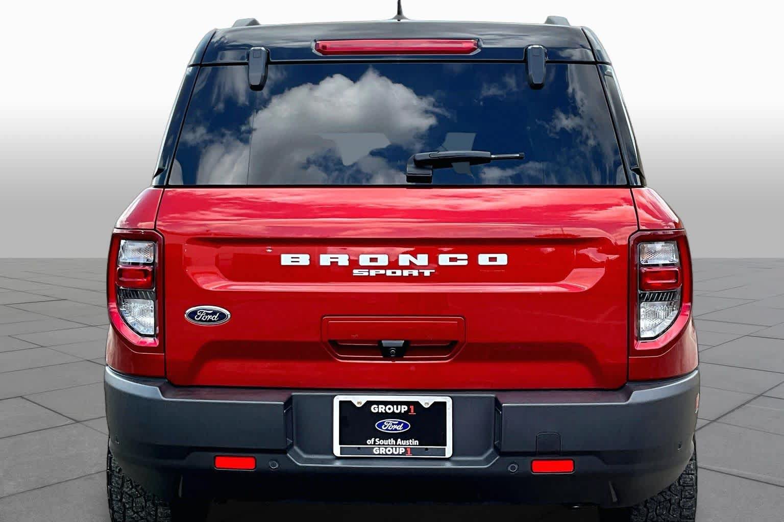 Used 2022 Ford Bronco Sport Outer Banks w/ Tech Package AWD/4WD image 6