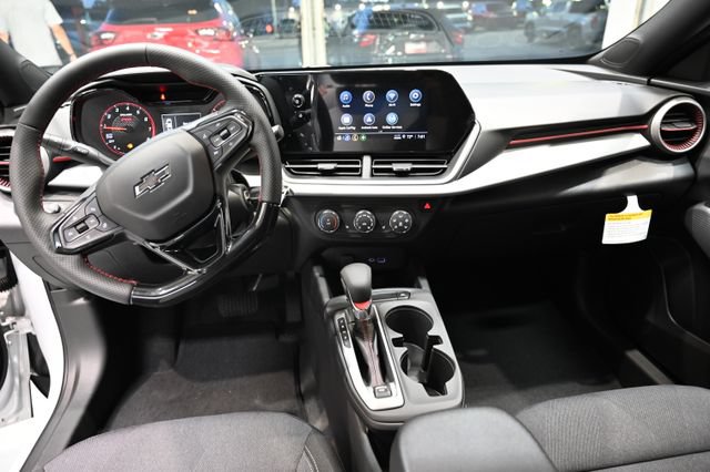 New 2026 Chevrolet Trax RS w/ Sunroof Package FWD image 12