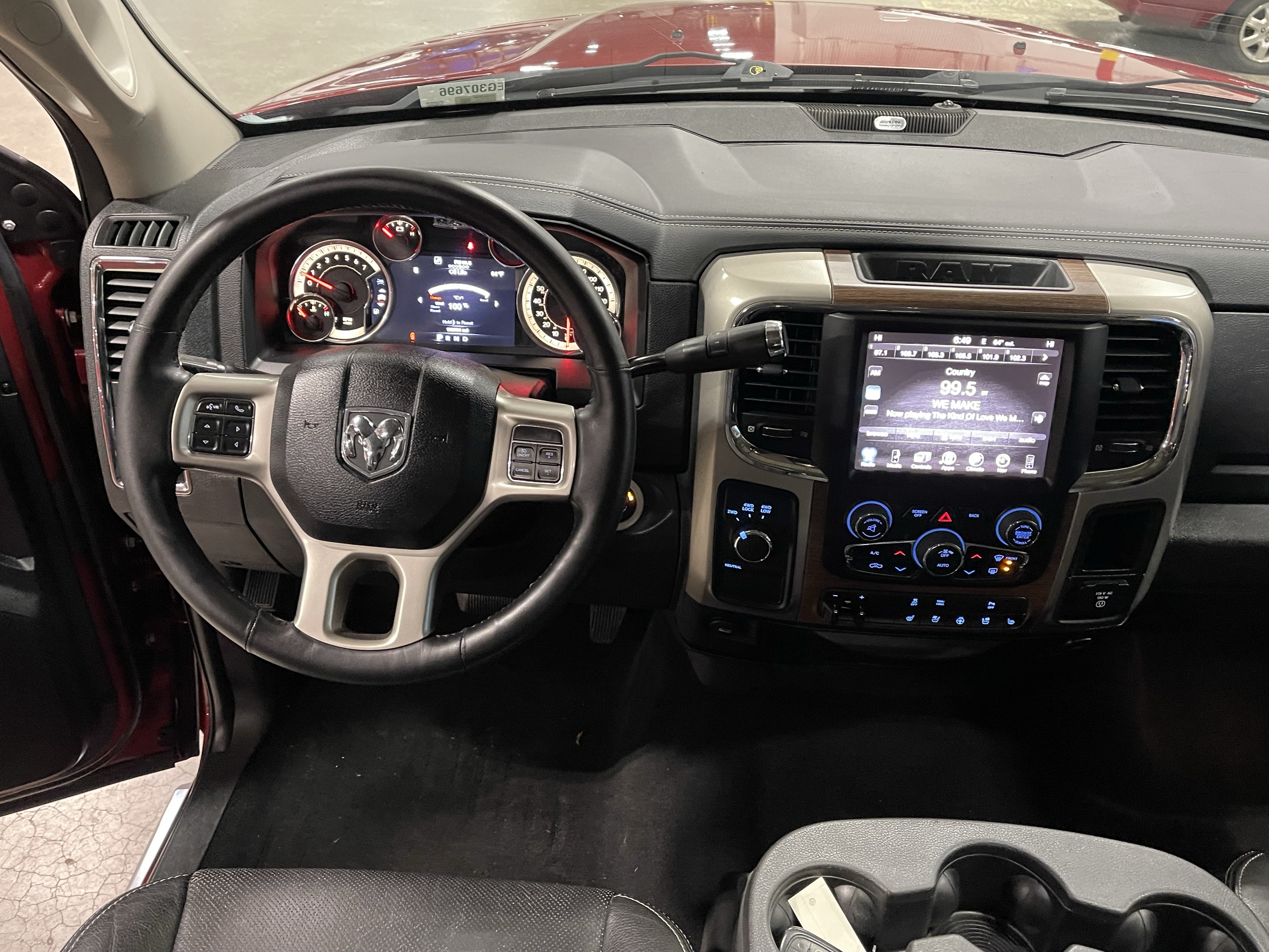 Used 2014 RAM 2500 Laramie AWD/4WD image 14