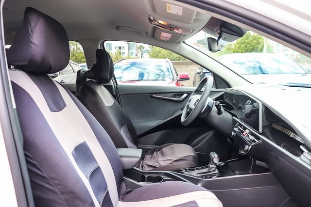 Used 2024 Kia Niro EX FWD image 17