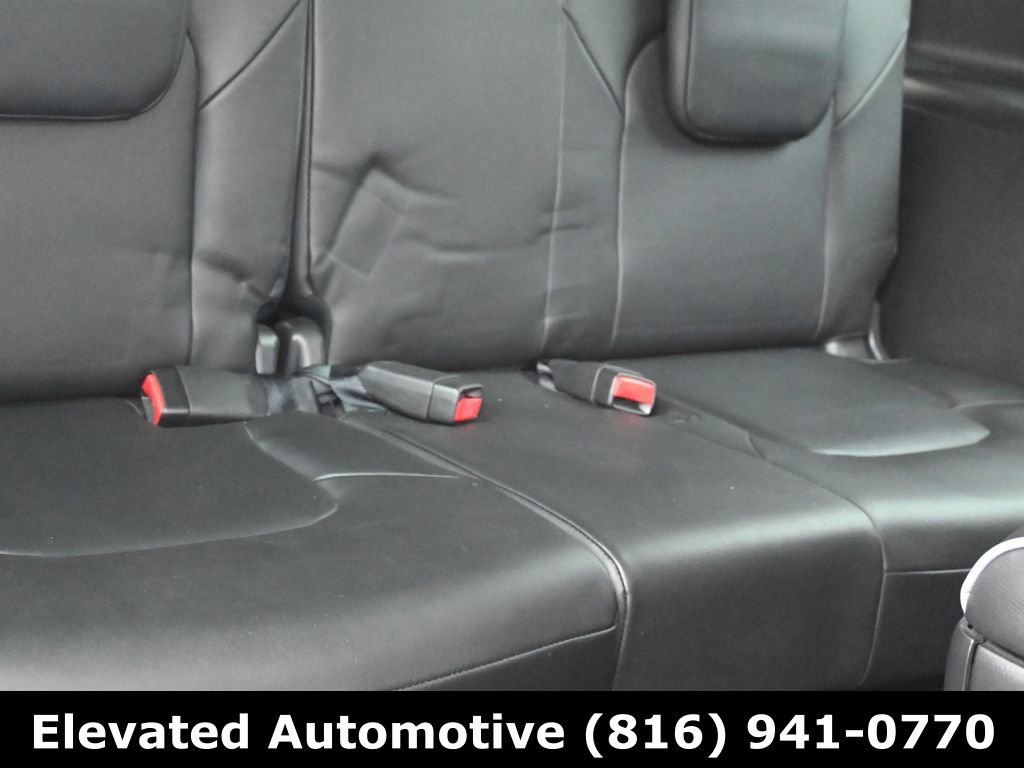 Used 2023 INFINITI QX80 Premium Select w/ All-Season Package image 12