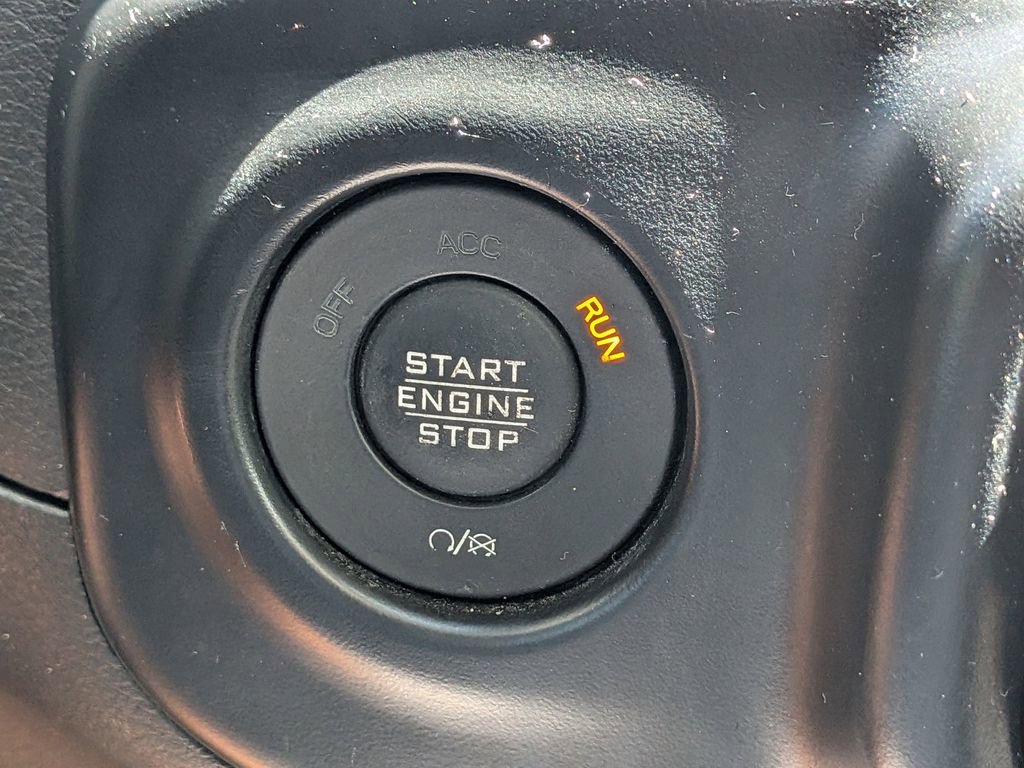 Used 2022 Jeep Wrangler Unlimited Sport image 29