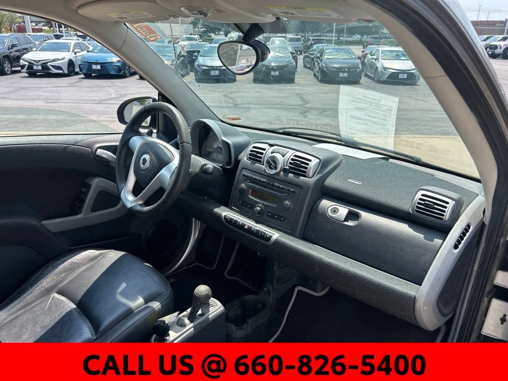Used 2008 smart fortwo pure RWD image 9