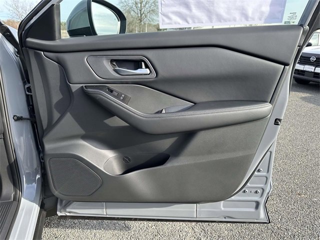 New 2026 Nissan Rogue SV w/ Cold Weather Package image 8