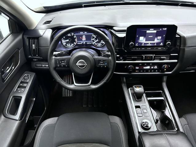 Certified 2025 Nissan Pathfinder SV AWD/4WD image 14