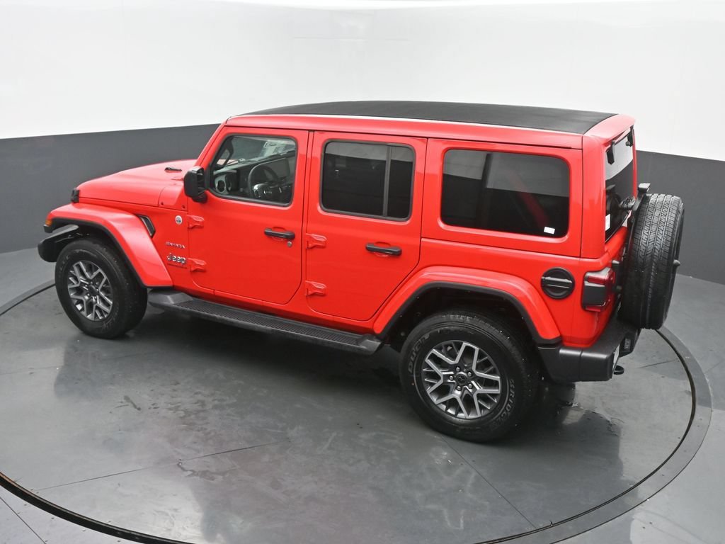 Used 2024 Jeep Wrangler Unlimited Sahara w/ Technology Group AWD/4WD image 44