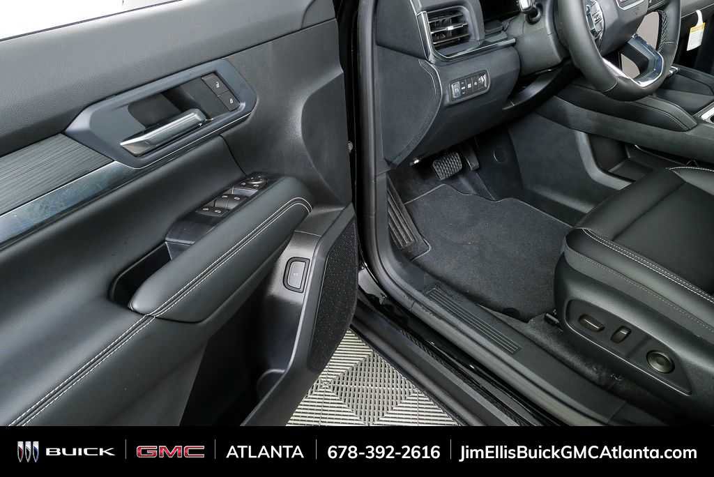 New 2026 GMC Terrain Elevation w/ Elevation Premium Package image 7