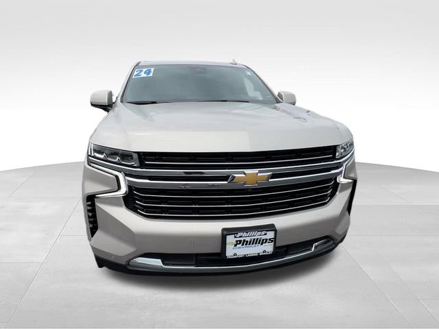 Certified 2024 Chevrolet Tahoe LT w/ Luxury Package AWD/4WD image 8
