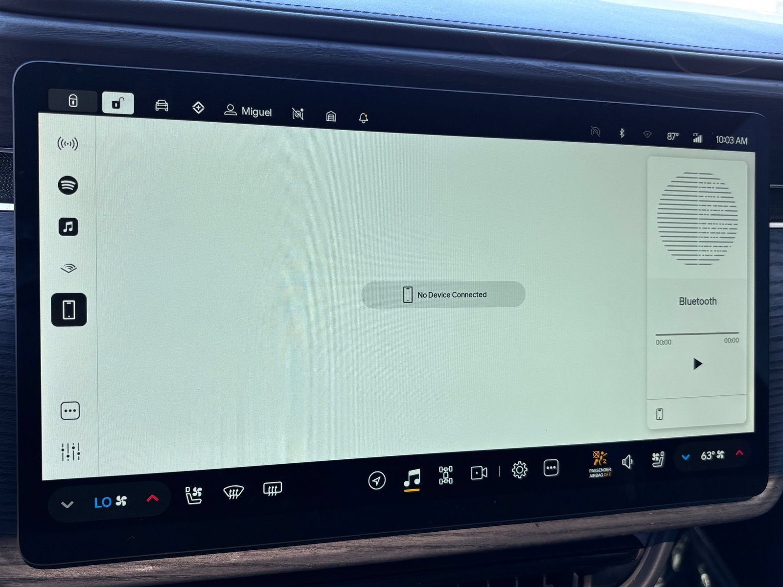 Used 2023 Rivian R1S Adventure AWD/4WD image 28