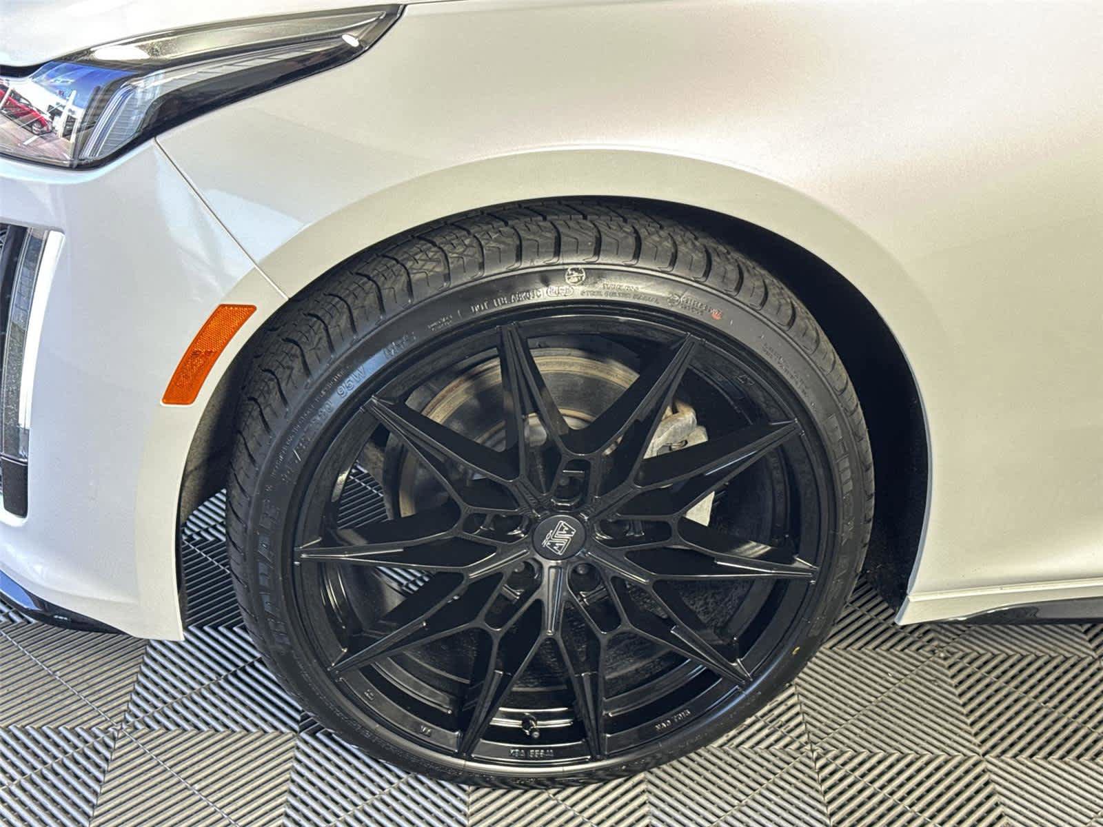 Used 2022 Cadillac CT5 Sport AWD/4WD image 10