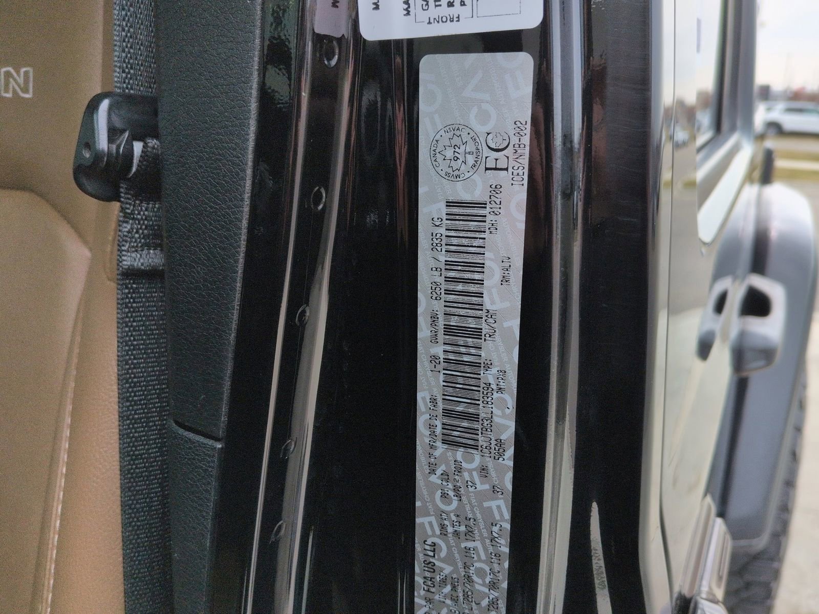 Used 2020 Jeep Gladiator Rubicon w/ Uconnect 4C Nav & Sound Group AWD/4WD image 42