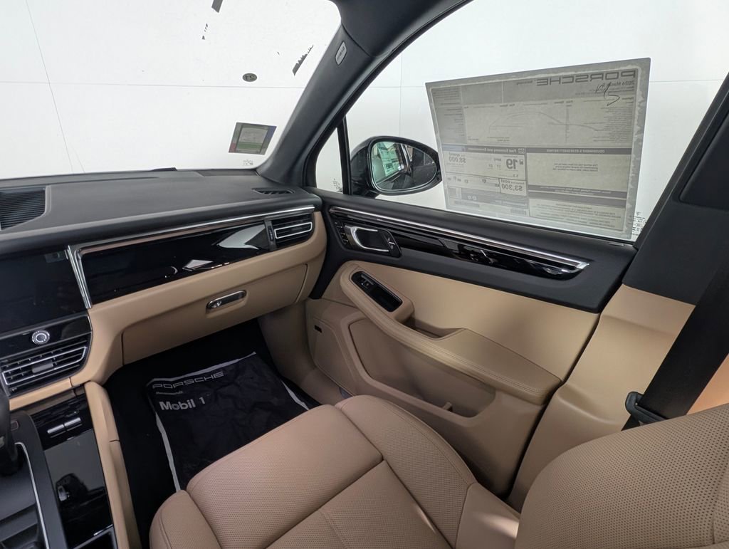 New 2026 Porsche Macan S image 23