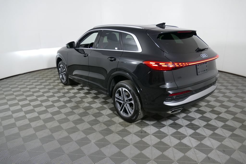 Certified 2025 Audi Q5 Premium w/ Convenience Package AWD/4WD image 5