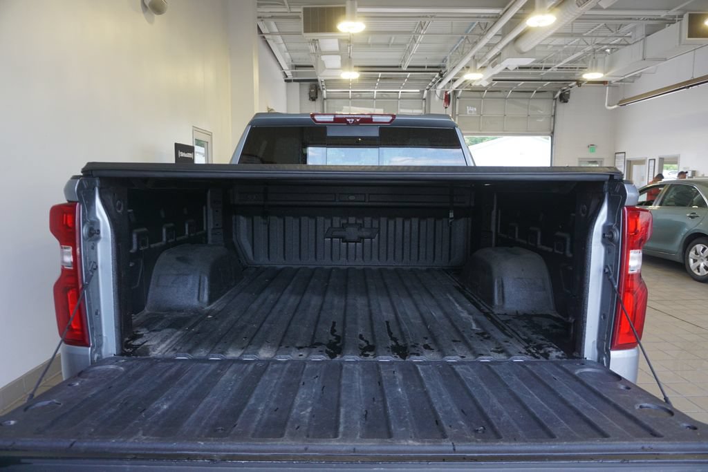 Used 2023 Chevrolet Silverado 1500 LTZ w/ LTZ Premium Package AWD/4WD image 19