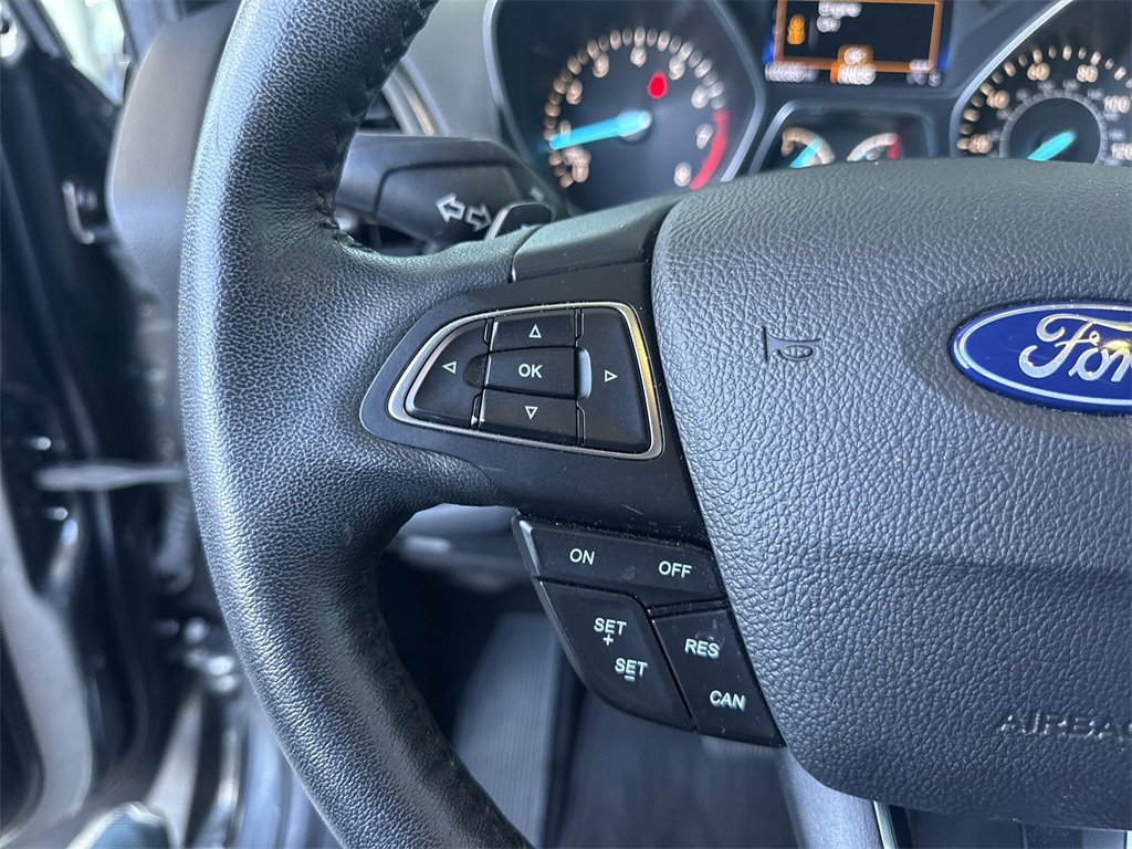 Used 2017 Ford Escape Titanium image 24