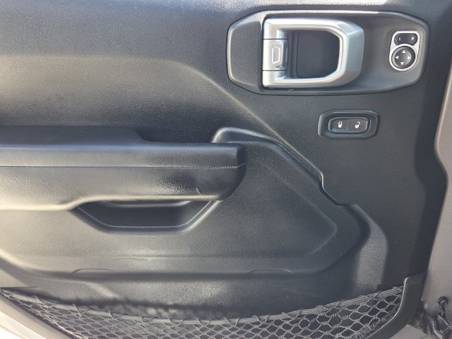 Used 2019 Jeep Wrangler Sport AWD/4WD image 22