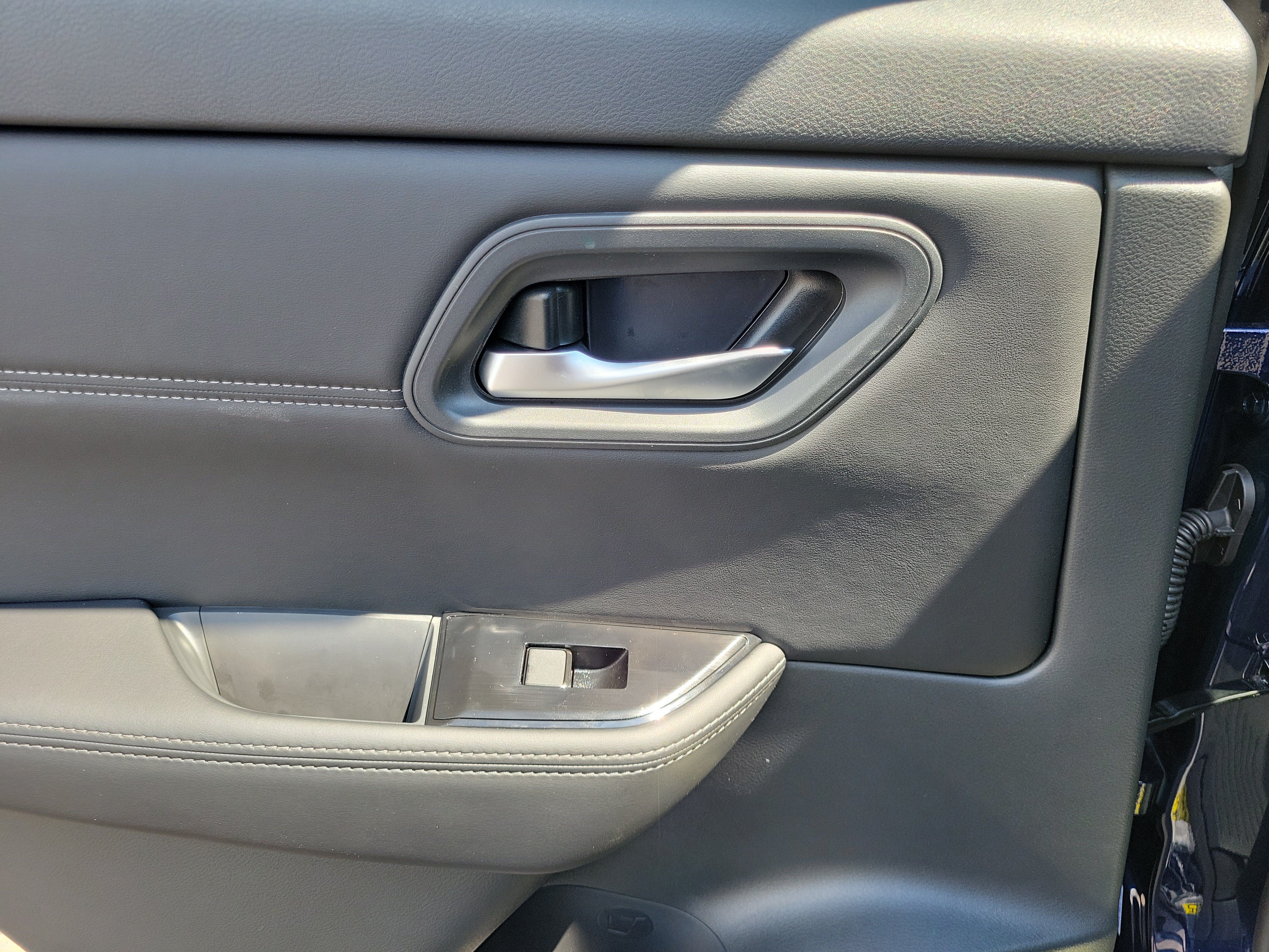 New 2026 Nissan Rogue Dark Armor AWD/4WD image 12