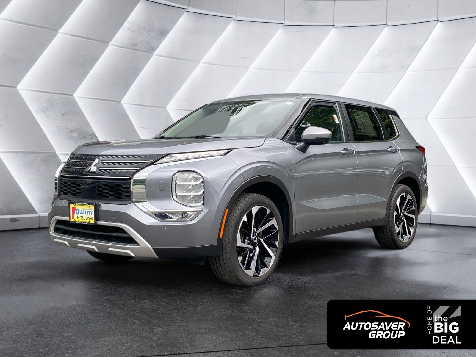 Used 2024 Mitsubishi Outlander AWD