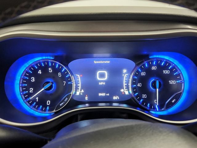 Used 2025 Chrysler Pacifica Select FWD image 33