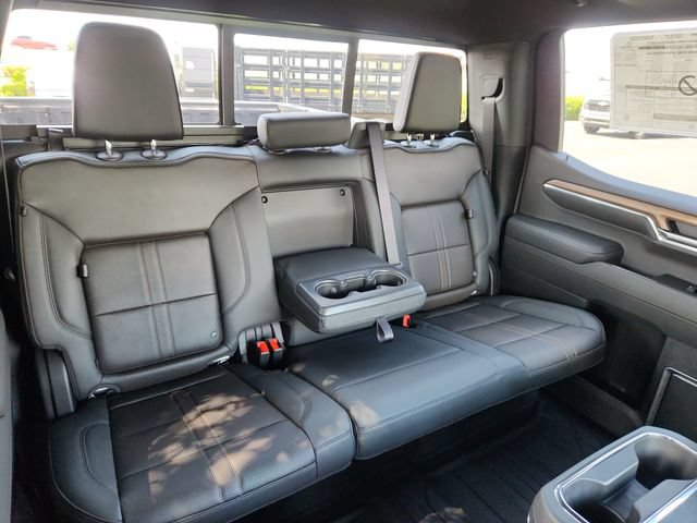 New 2026 Chevrolet Silverado 1500 High Country w/ High Country Premium Package AWD/4WD image 17