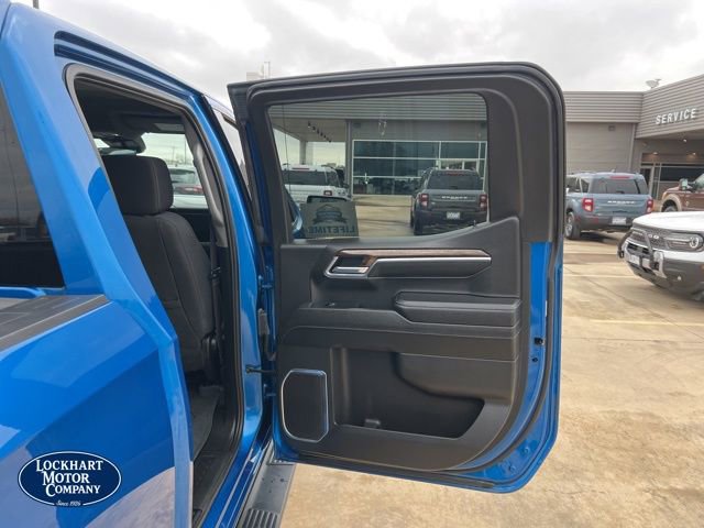 Used 2024 GMC Sierra 1500 Elevation w/ LPO, Elevation Black Package image 23